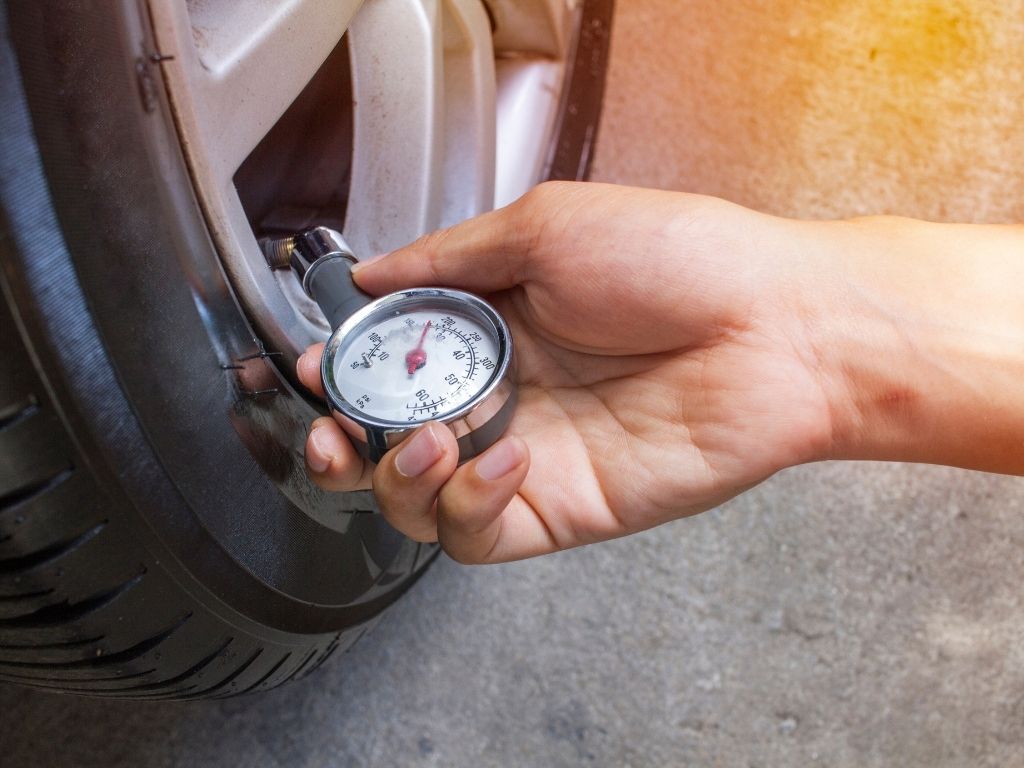 ballan-carrozzeria-asolo-riparazione-pneumetici-3